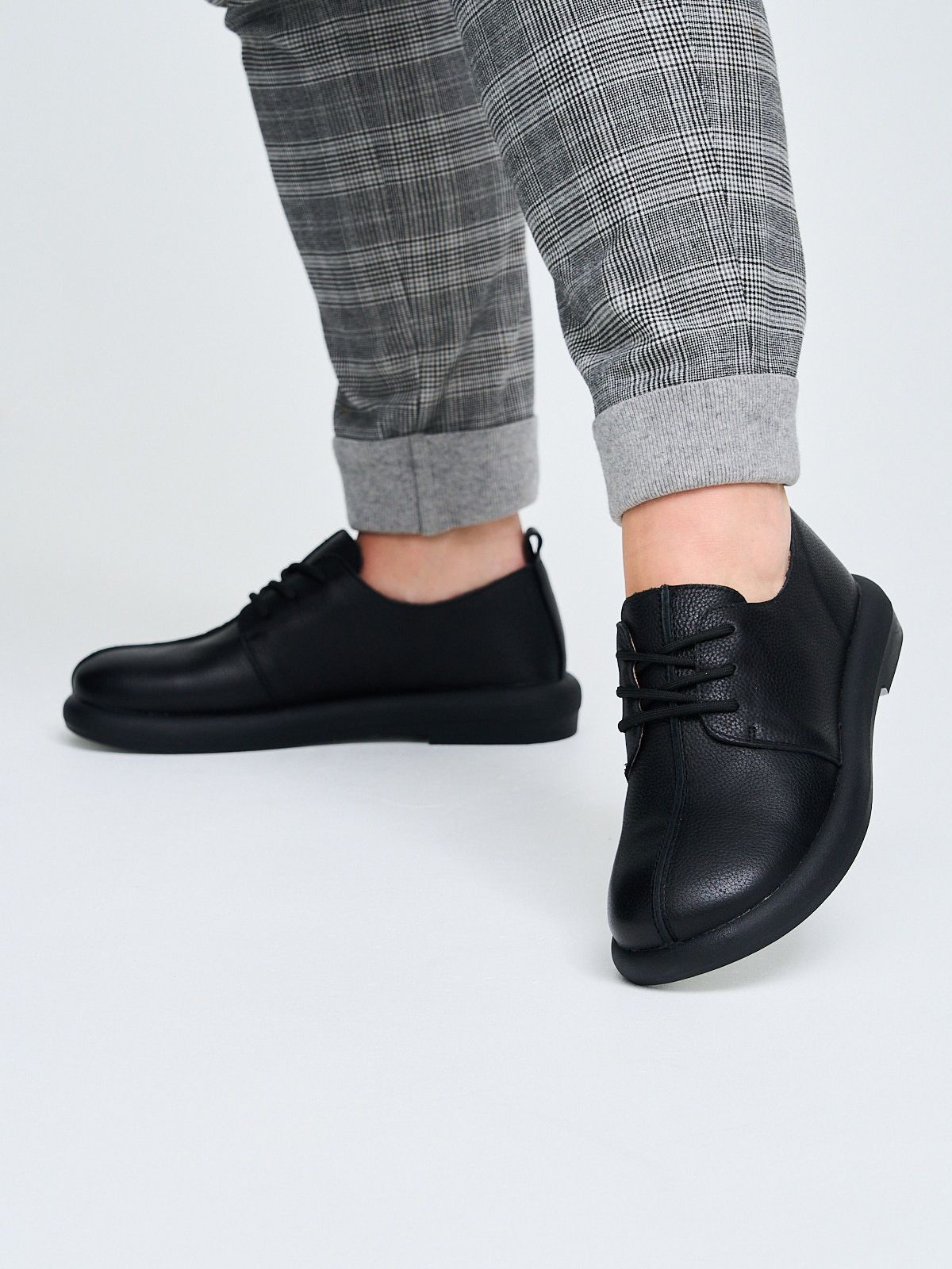 Полуботинки  ШИР-HW2570-335-1-black